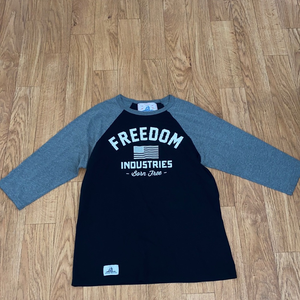 Freedom Industries 3/4 sleeve gym shirt